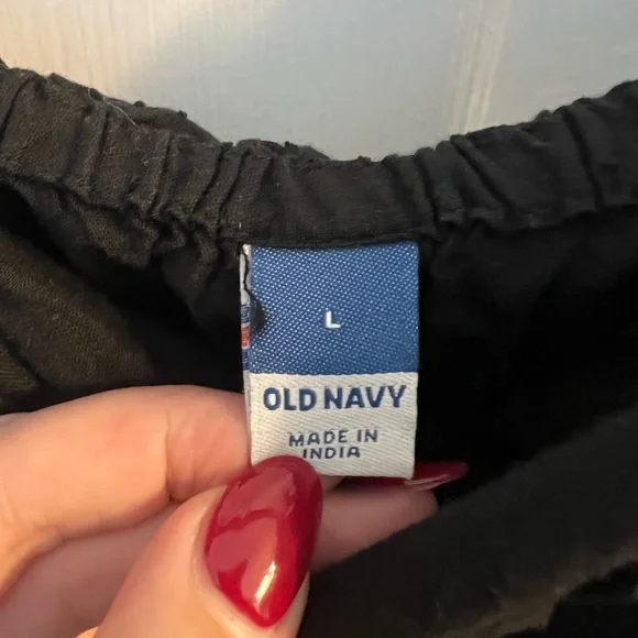 NWOT Off-the-Shoulder Old Navy Tank Top - Picture 2 of 3